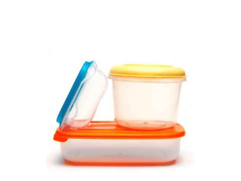 Lunch boxes, food containers and salad bowls